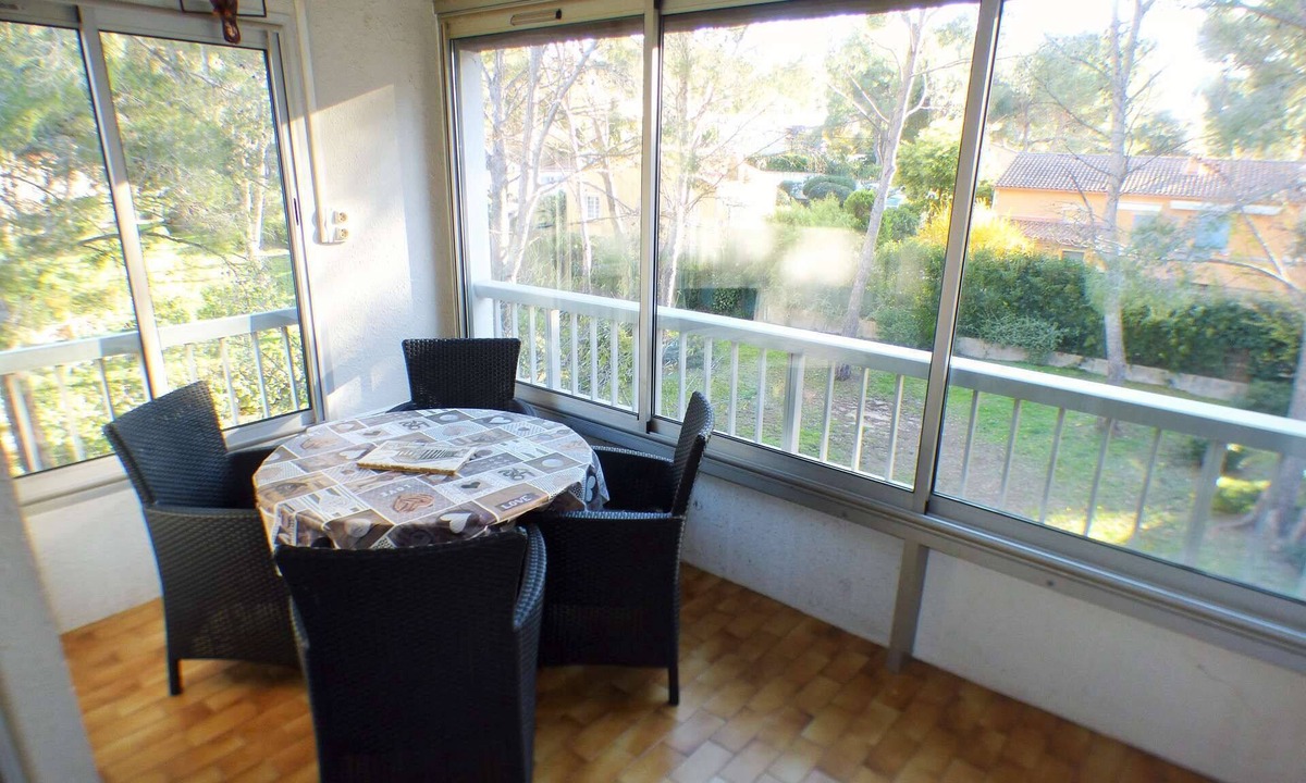 Saint-Mandrier-sur-Mer Apartment | at five minute at walk of the beach, at calm