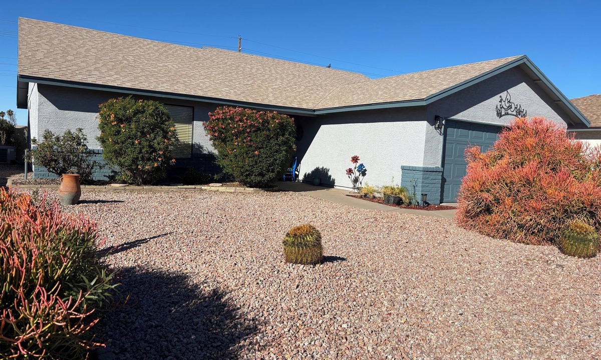 Fountain of the Sun House | Charming 2-bedroom house in Fountain of the Sun 55+ community. Great amenities!
