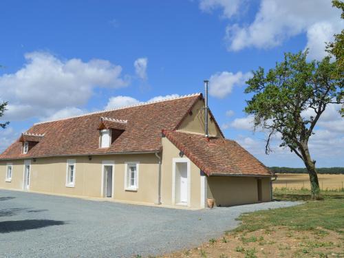 Saint-Martin-de-Lamps House | Grande Maison de Campagne avec Jardin Clos, Proche Levroux, 12 Pers., Châteaux, Zoo de Beauval - FR-1-591-176