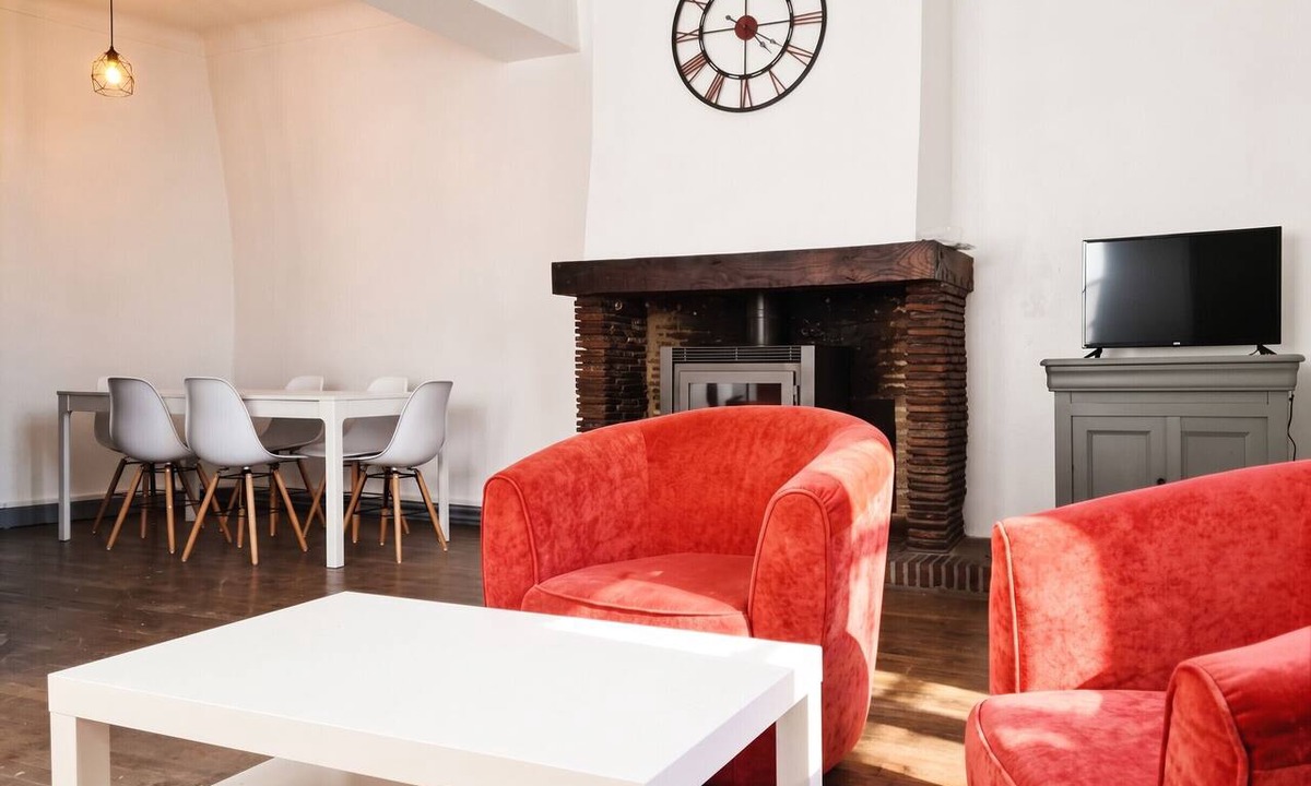 Beaugency Apartment | Homerez - Apt. Beaugency modern