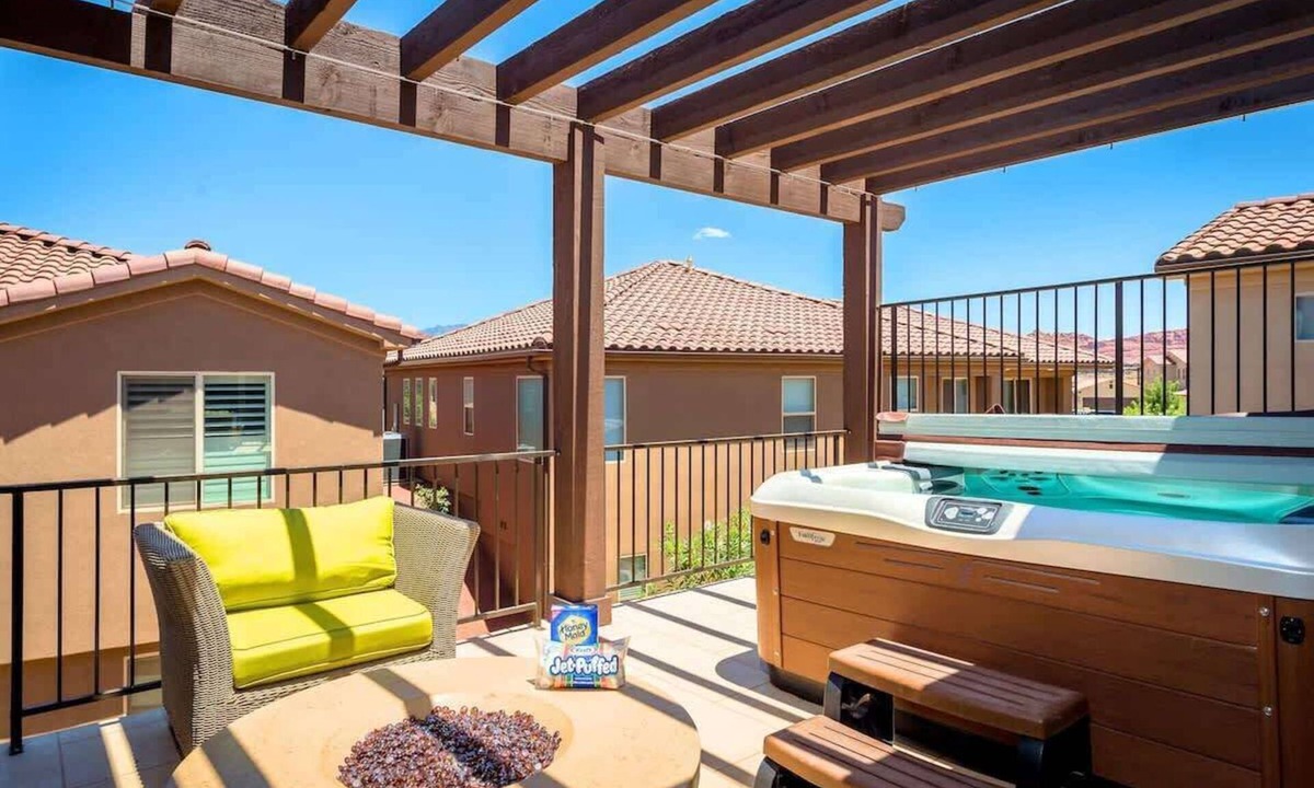 Santa Clara House | PVZ 26|Private Deck Hot Tub *Near Pool* Fire Pit*
