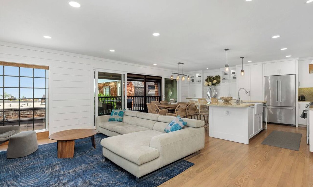 Del Mar Heights Condo | Torrey View Hideaway - Pet-Friendly Del Mar Rental with Ocean Views & A/C