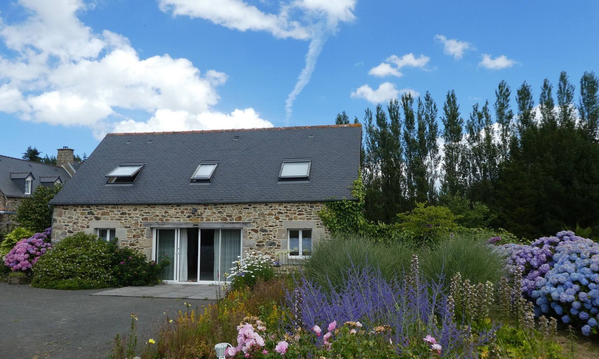 Coatreven House | Ty Kerzont:Charming gîte, oasis of nature and calm, near Perros-Guirec,