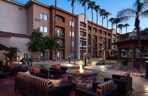 Camelback East Hotel | Always a Great Idea To Unwind! w/Pool, Short Drive to Arizona Science Center