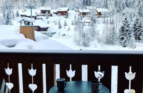 Meribel Centre Apartment | Apartment for 6/8 people, in the center of Méribel, direct access to the slopes