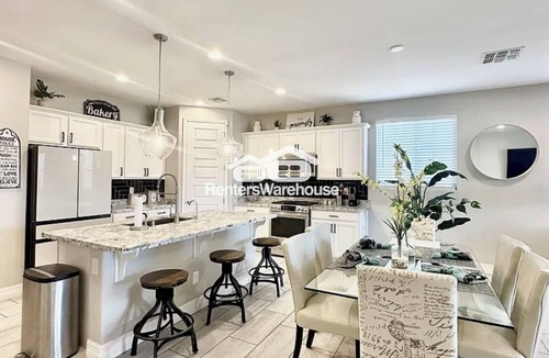 Tolleson House | Beautiful 3 bed 3 bath house in awesome community w/Mountain Views & much more