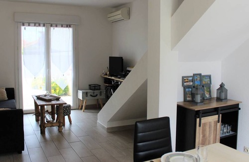 Alenya House | Beautiful air-conditioned 4-room house with garage and fenced garden - 6ALENYA11