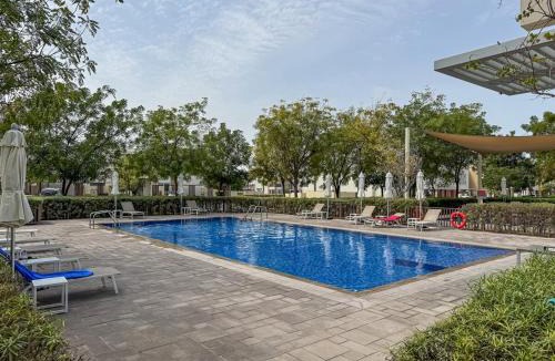 Dubai Villa | Bright and Airy 2BR, Family-Friendly with Pool and Gym