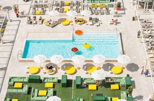 Downtown Las Vegas Hotel | Centrally Located! 4 Units w/FREE Parking! Close to North Las Vegas Airport!