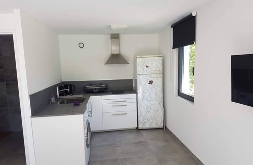 Sanary-sur-Mer Apartment | Cosy studio for 2 near the beach