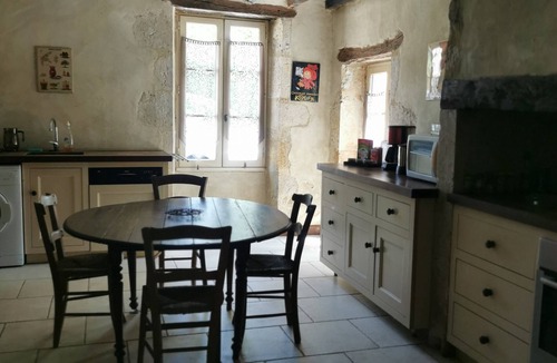 Condom House | Country house, ideal for family vacations. Large wooded park.
