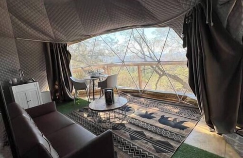 Dunlap Apartment | Dome 1- Mountain Views