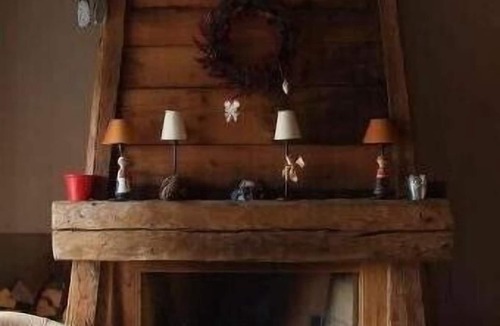 Saint-Gervais-les-Bains Apartment | Face Mont Blanc, Ski in, Car-free holiday, Duplex old mountain pasture