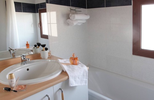 Carcassonne Hotel | Family-Friendly Accommodation Close to Maison des Memoires in Carcassonne!
