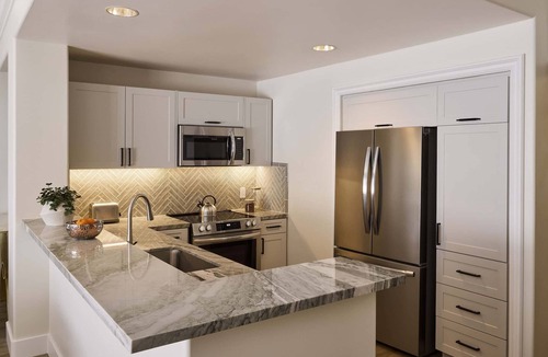 Aviara Villa | Four Seasons Aviara one bedroom/with living area/kitchen/dining/2 bathrooms