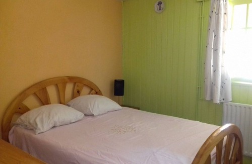 Saint-Avit-Saint-Nazaire Cottage | Furnished for tourism, in a detached house independent of the owner
