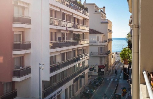 Cannes City Centre House | GRAY d'ALBION area: New studio with terrace!