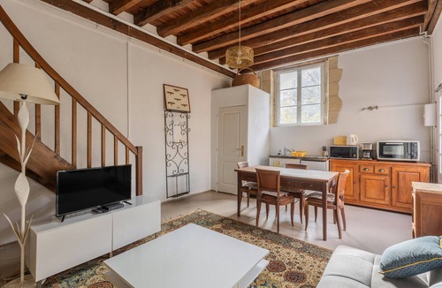 Nazelles-Negron House | Holiday Home “La Maison Blanche” with Private Terrace and Wi-Fi