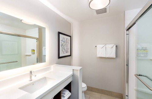 Moreno Valley Hotel | Holiday Inn Express & Suites Moreno Valley - Riverside by IHG