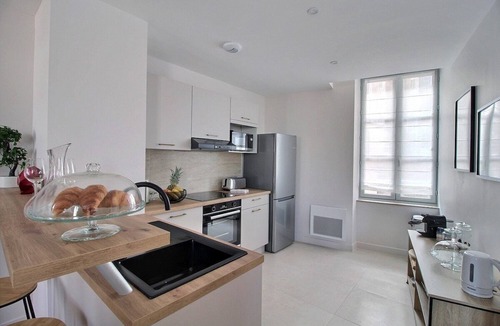 Bourges Apartment | La Suite Marcel Bascoulard