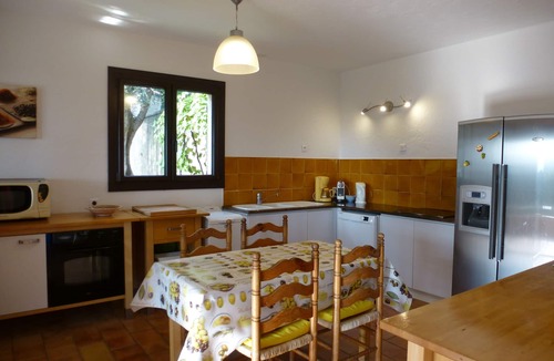 Mougins Villa | Large villa, large garden, Mougins, Saltwater pool, Air conditioning, Sleeps 8