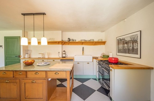 Vezenobres Villa | Le Martinet - Three Bedroom Villa, Sleeps 6