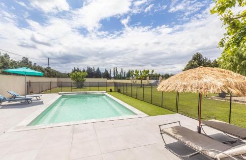 Eyragues Villa | Le Petit Mas Rey
