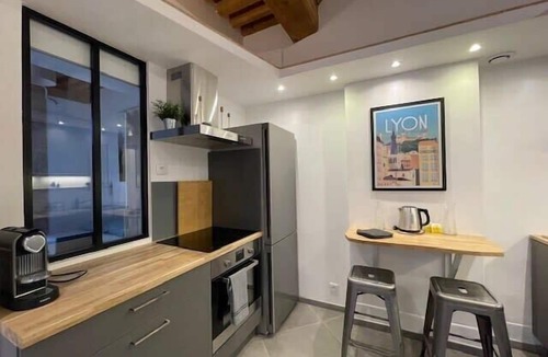 Vaise Apartment | Le Petit St Pierre charmant 2 pers Valmy