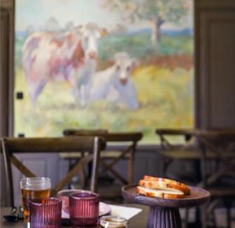 Alencon House | Les Deux Marguerite