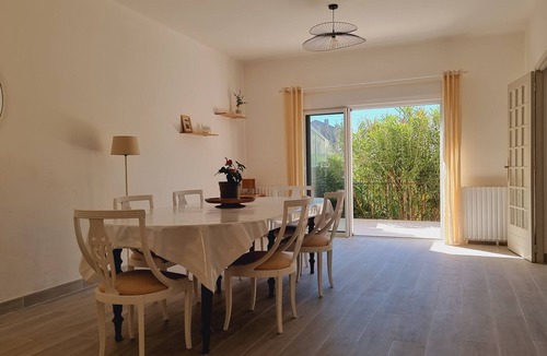 Lespignan House | Maison de Charme Avec Jardin