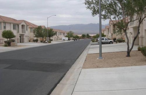 Mesquite House | Mesquite Nevada Vacation Rental - Ground Level and double car garage