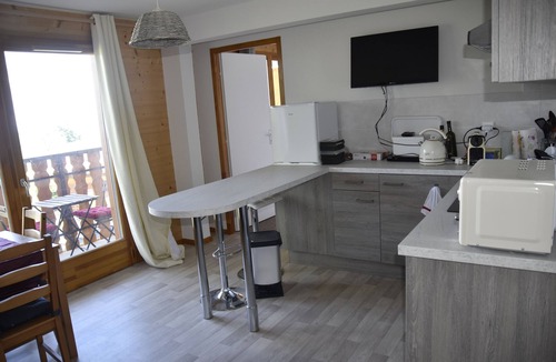 Thollon-les-Memises Apartment | Nouvel Appartement Moderne: 2 Chambres, Lits Doubles, à 350 m de la Télécabine