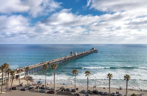 Townsite Resort | OFFICIAL LISTING | Wyndham - Oceanside Pier Resort 1BR w/Beach Access & Pool!