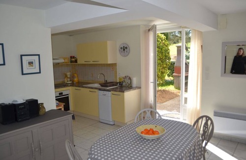 Marseillette Cottage | Olive Tree, Superb gîte, Heated Pool near Carcassonne, overlooking Canal du Midi