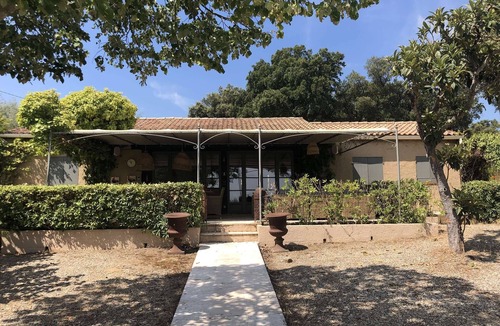 La Mole House | Provençal charm and serenity in the Saint-Tropez countryside
