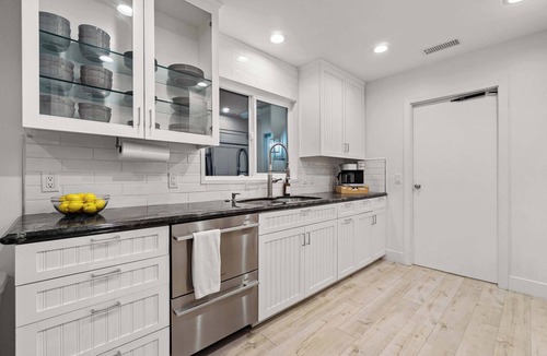 Mission Hills House | The California III - Mission Hills Duplex - Hot Tub, Grill, Private Balcony, Panoramic Views
