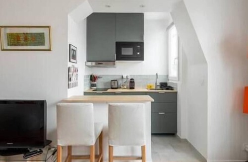 6th Arrondissement Apartment | To complete
