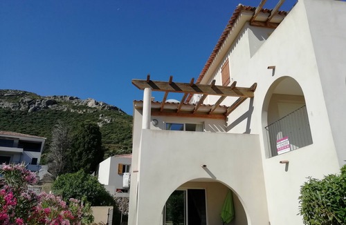 Algajola Apartment | Villa DUPLEX AVEC JARDIN VUE MER