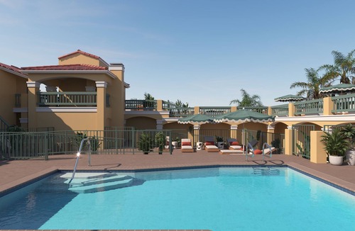 Laguna Beach Hotel | Walk to Beach + Coast Hwy | Pool + Hot Tub + Rooftop Ocean Views