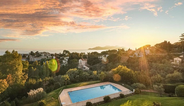 1 bedroom gorgeous apartment in Cannes