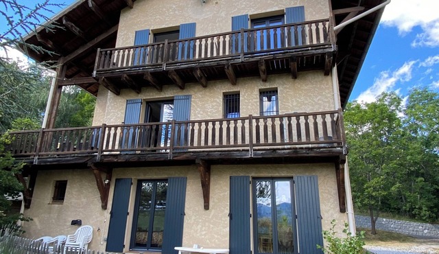 Appartement bas de Chalet à Villars Colmars à 30 Minutes de la Foux Dallos