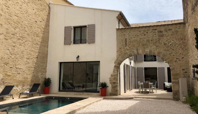 ARCHE DE PEZENAS