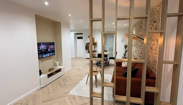 Charming apartment with terrace/garden in the center of town