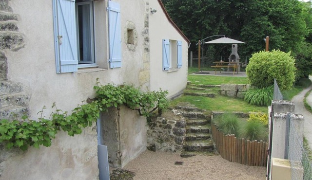 Charming house near Tours, enclosed garden, perfect for families