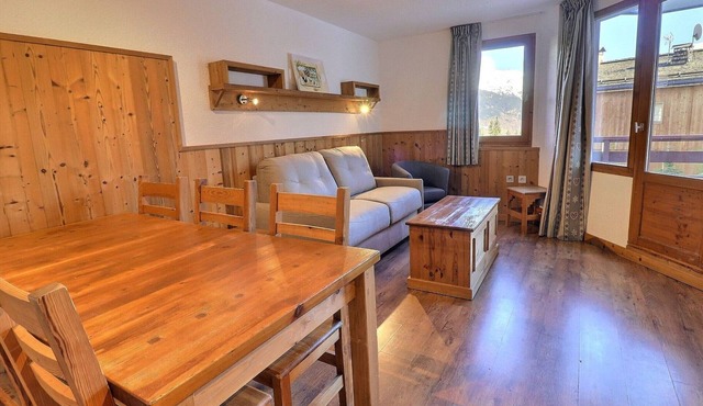 Comfortable 2-Room + Alcove Apartment, Ski-in/Ski-out
