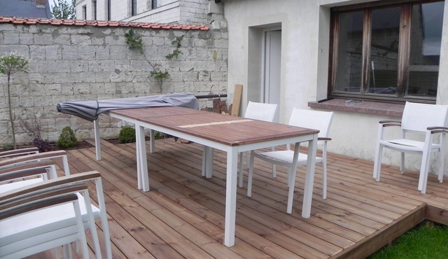 country house can accommodate 10 to 12 people 10 minutes of Arras