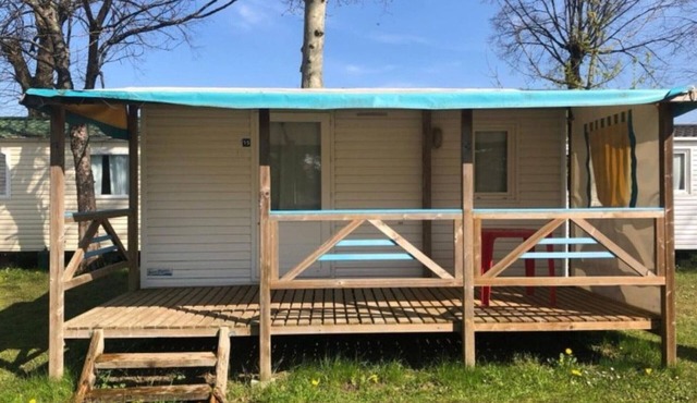 Cozy mobile home for 2 with terrace