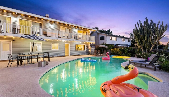 Fallbrook Pool House | Hot Tub | 5 BR | 15 Guests