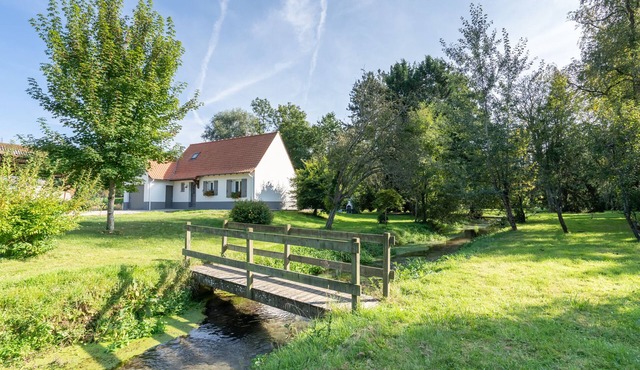Fully self-contained cottage