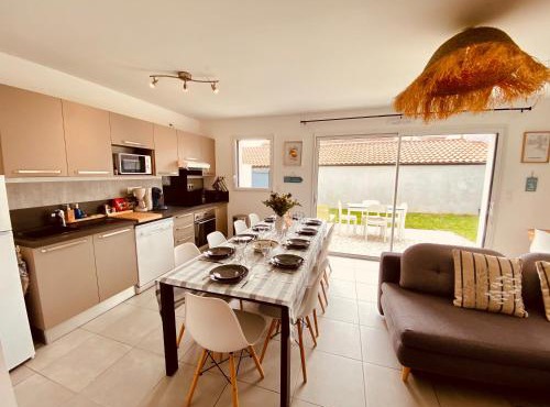 Grande Maison moderne avec jardin 4 chambres